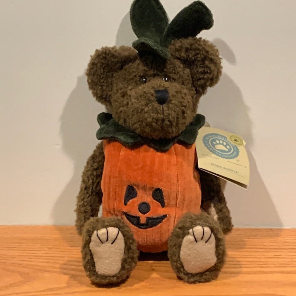 Boyd’s Bears Punkie Boobear Halloween plush